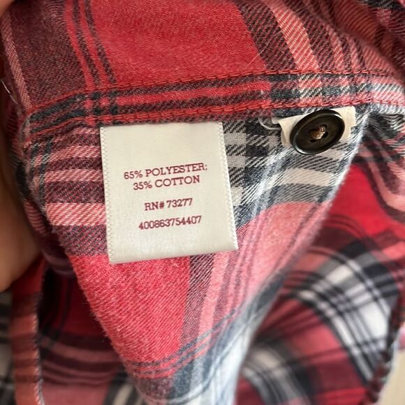 🔹4/$25 Plaid Button Down Shirt - Picture 3 of 7